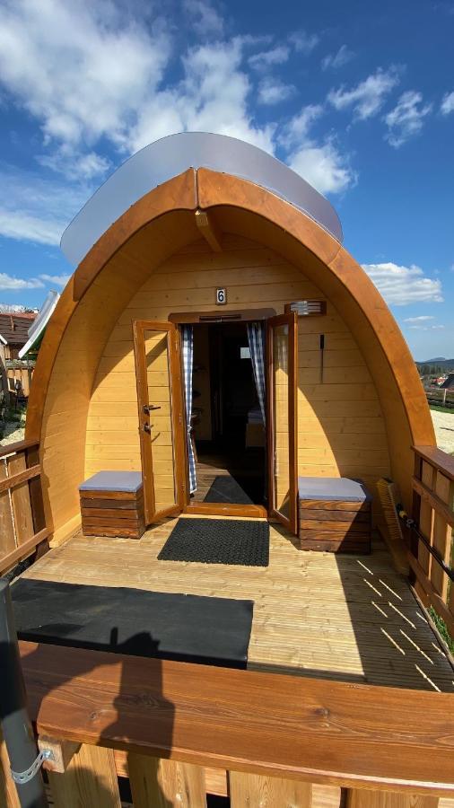 ホテル Glamping Park Mönichkirchen エクステリア 写真