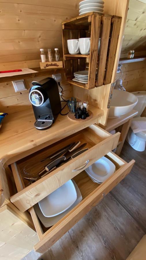 ホテル Glamping Park Mönichkirchen エクステリア 写真