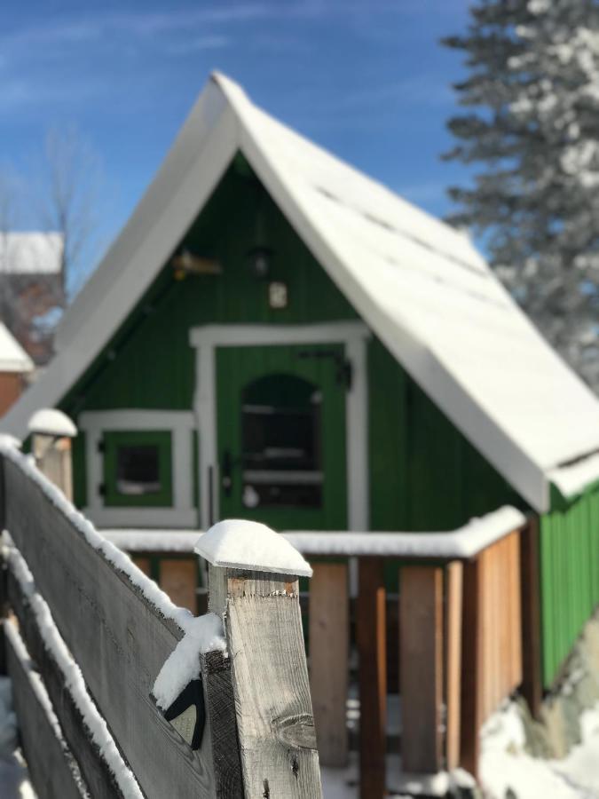 ホテル Glamping Park Mönichkirchen エクステリア 写真