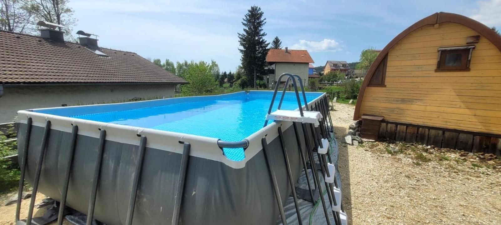 ホテル Glamping Park Mönichkirchen エクステリア 写真